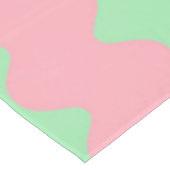 Groen Roze Wavy Stripe Minimalistisch Eetaccent Tafelkleed (Gekanteld)