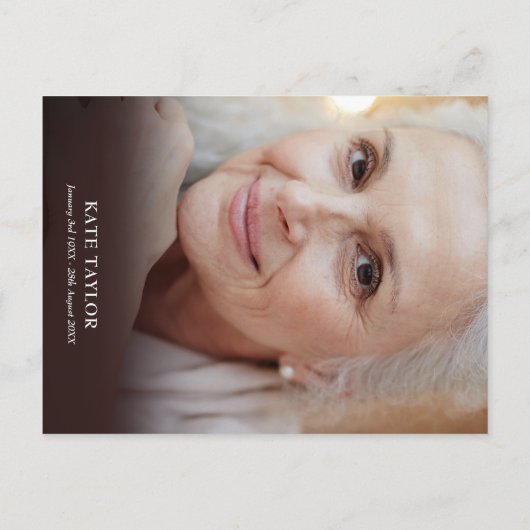 Groen Rustiek Hout Viering van het Leven Foto Aankondigingskaart (Achterkant)