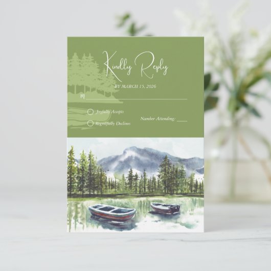 Groen Rustieke Waterverf Mountain Lake Bruiloft RSVP Kaartje (Staand voorkant)