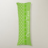 Groen, Stippen en shamrocks Lichaamskussen (Voorkant Verticaal)