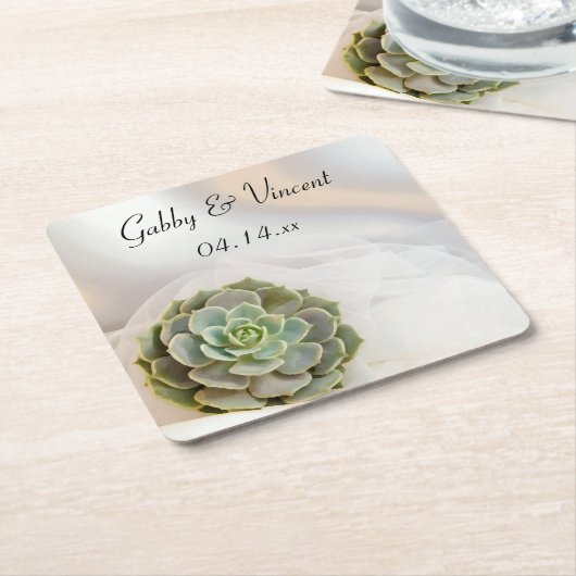 Groen succes op witte bruiloft kartonnen onderzetters (Schuin)