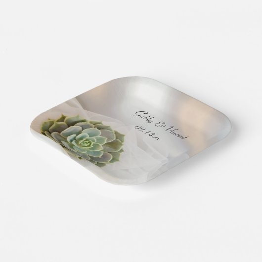 Groen succes op witte bruiloft papieren bordje (Gebogen)