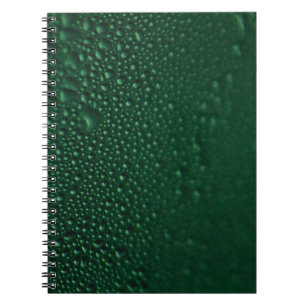 Groen vochtig notitieboek