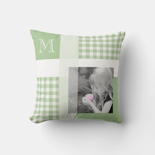 Groen voeg je foto Gingham Modern Monogram toe Kussen (Voorkant)