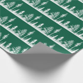 groen-wit besneeuwd winterbos cadeaupapier (Hoek)