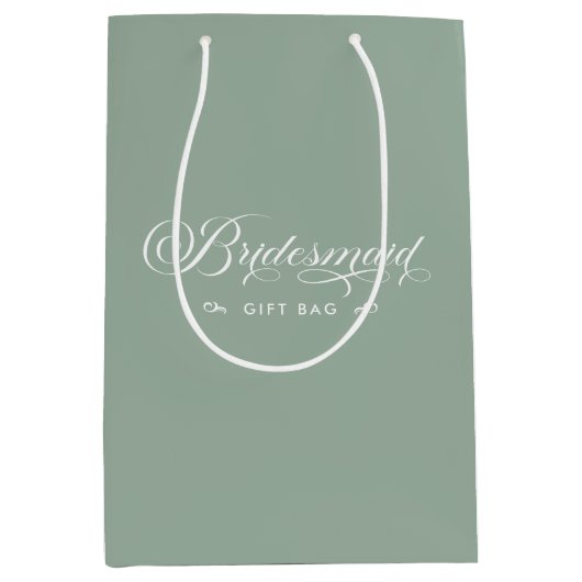 Groen Wit Bruidsmeisje Elegant Script Typografie Medium Cadeauzakje (Voorkant)