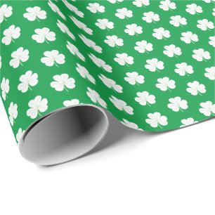 Groen Wit Elegant Iers Shamrock Klaverpatroon Cadeaupapier