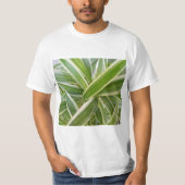 Groen & Wit Gearceerd Bloemblad Botanisch Ontwerp T-shirt (Voorkant)