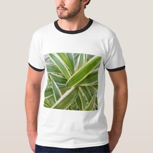Groen & Wit Gearceerd Bloemblad Ontwerp T-shirt (Voorkant)