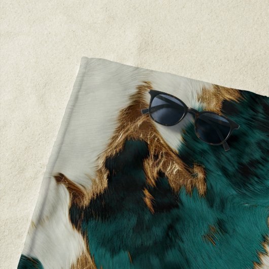 Groen Wit Goud Koeienhuid Strandlaken (In situ)