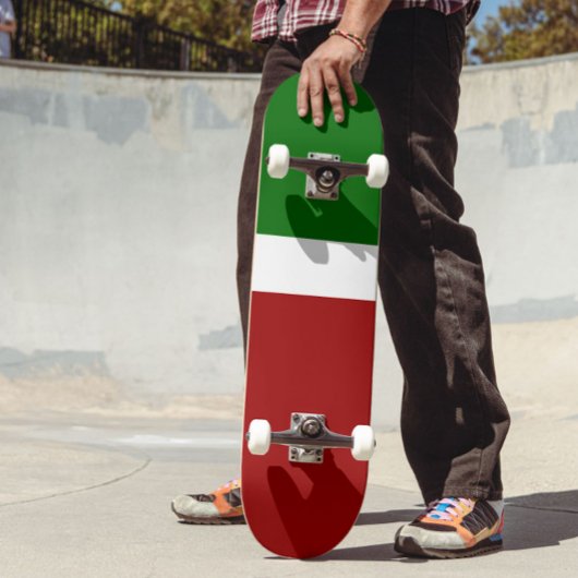 Groen Wit Rood Kleurenblok Stijlontwerp Persoonlijk Skateboard