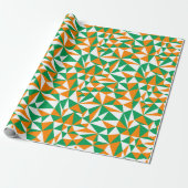 Groen Wit Sinaasappel Iers Vlag Kleuren Geometrisc Cadeaupapier (Uitgerold)
