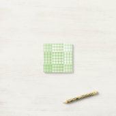 Groen Witte Checker Patchwork Patroon Post-it® Notes (Op bureau)