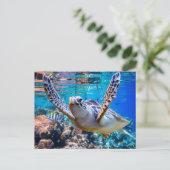 Groen Zee schildpad zwemt over koraalrif |Hawaii Feestdagenkaart (Staand voorkant)
