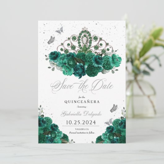 Groen & Zilver Tiara Bewaar de datum Quinceañera Kaart (Staand voorkant)