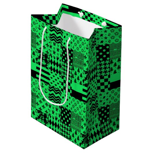 Groen Zwart Gemengde Patchwork Ontwerp Patchwork Medium Cadeauzakje (Voorkant Gekanteld)
