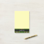 Groen, zwart, rood en wit Tartan Post-it® Notes (Op bureau)