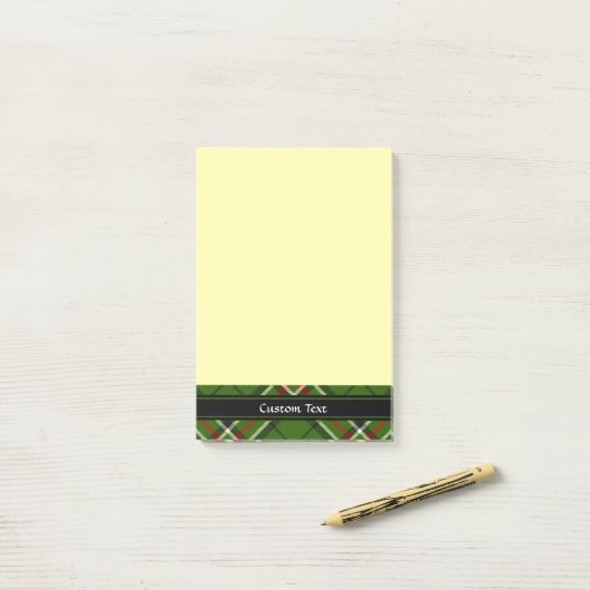 Groen, zwart, rood en wit Tartan Post-it® Notes (Op bureau)