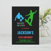 Groen Zwart Skateboards Verjaardag Uitnodigingen (Staand voorkant)