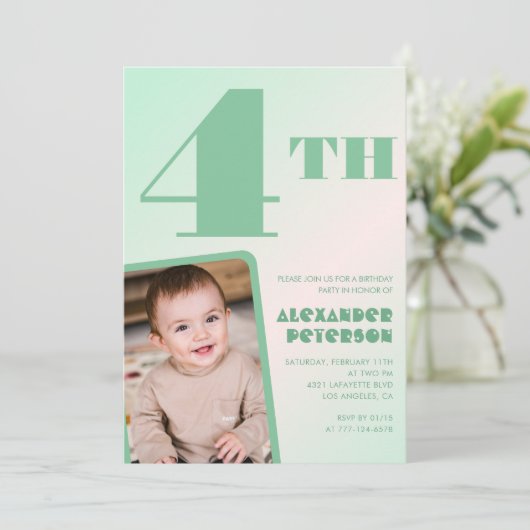 Groene 4e verjaardag uitnodigingen Kleurrijke foto (Staand voorkant)