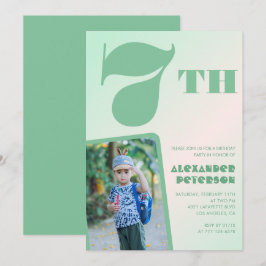 Groene 7e verjaardag uitnodigingen Kleurrijke foto