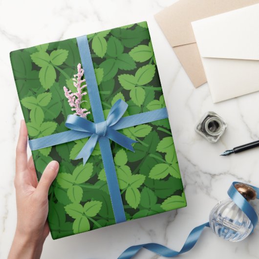 Groene Aardbei Bladeren Wrapping Paper Cadeaupapier (Geschenken)