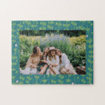 Groene Abstracte Floral Vines Patroon Aangepaste F Legpuzzel<br><div class="desc">Groen Abstract Floral Vines Patroon Aangepast Foto Jigzaag Puzzle</div>