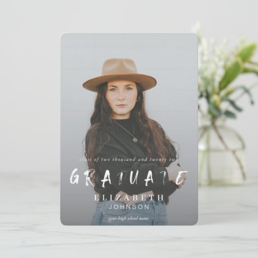 Groene Abstracte penseelstreken Foto Afstuderen Aankondiging (Staand voorkant)