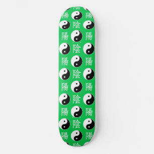 Groene achtergrond Chinees Yinyang patroon Persoonlijk Skateboard