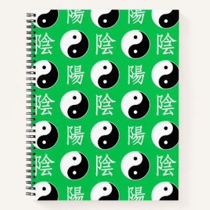 Groene achtergrond Chinese Yinyang-patroon Notitieboek