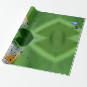 Groene achtergrond & gele,witte vlinder & spin cadeaupapier (Uitgerold)