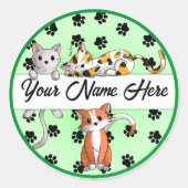 Groene achtergrond met Cute kittens Ronde Sticker (Voorkant)