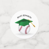 Groene afstudeerhoed op een honkbal confetti (Kleine voorkant)