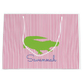 Groene Alligator Roze Streep NAAM Preppy Kleurrijk Groot Cadeauzakje (Voorkant)