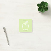Groene appel met leraar van het bureau van 3 x 3 post-it® notes (Kantoor)