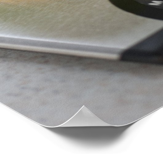 Groene appel op weegschaal, meetlint en poster (Hoek)