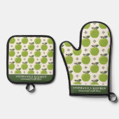 Groene Apple Patroon Gepersonaliseerde Naam Ovenwant & Pannenlap Set (Voorkant)