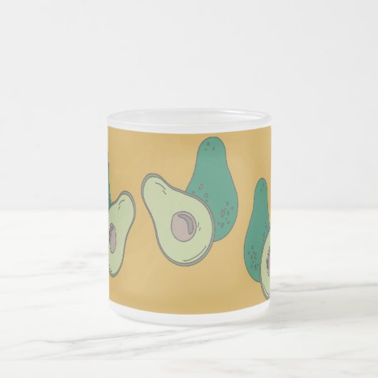 Groene avocado op bruin matglas koffiemok (Center)