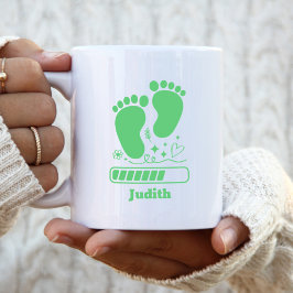 Groene baby laden koffiemok
