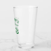 Groene bierglazen uw kroegjaar vastgesteld glas (Links)