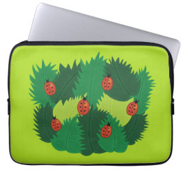 Groene bladeren en ladybugs in de lente laptop sleeve