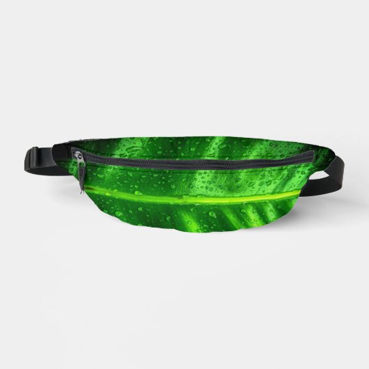 Groene bladeren met regendruppels Fanny Pack Heuptasje (Voorkant)
