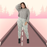 Groene bladeren op beige achtergrondpatroon leggings<br><div class="desc">Maak kennis met onze verbluffende leggings met een bloeiend patroon, ideaal om een beetje elegantie aan elke outfit toe te voegen. Deze leggings zijn gemaakt van hoogwaardig, stretchy materiaal en bieden ultieme comfort en een vleiend design. Het prachtige bloemontwerp is oogkweek en vrouwelijk, waardoor ze perfect zijn voor zowel casual...</div>