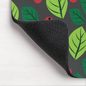 Groene bladeren, rode bessen, patroon van bladeren muismat (Hoek)