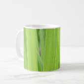 Groene bladeren van Iris Koffiemok (Voorkant links)
