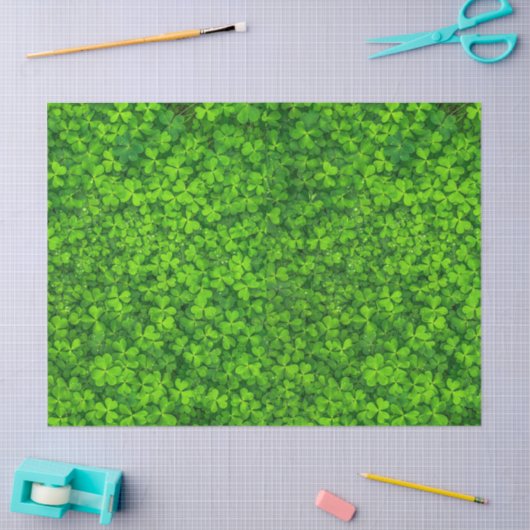 Groene bladluiken met waterdruppels tissuepapier (Craft)