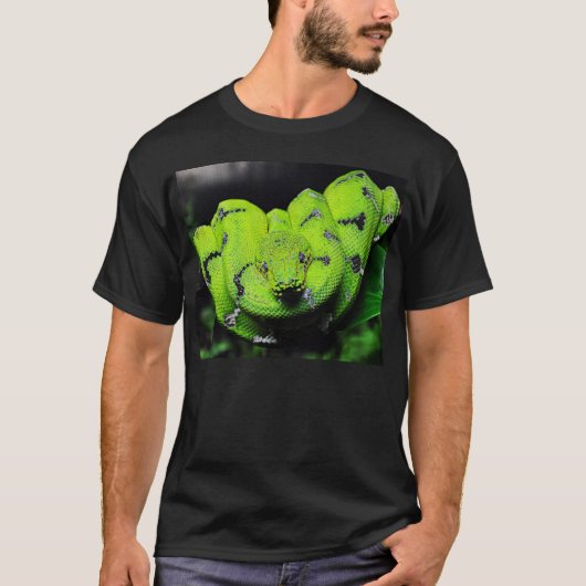 Groene boa slet t-shirt (Voorkant)