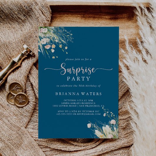 Groene Boho Wildflower Navy Surprise Party Kaart