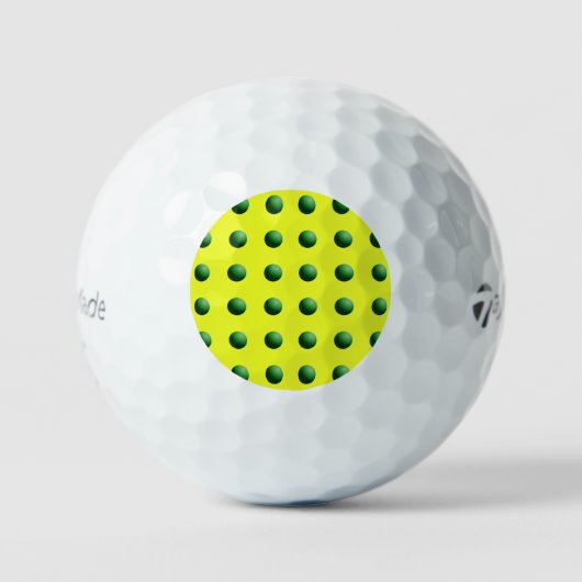 Groene bollen op geel golfballen (Voorkant)