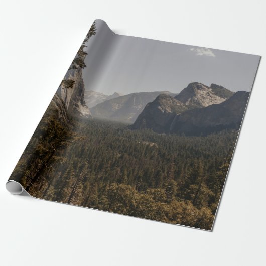 GROENE BOMEN NEAU MOUNTAIN TIJDENS DE DAG CADEAUPAPIER (Uitgerold)